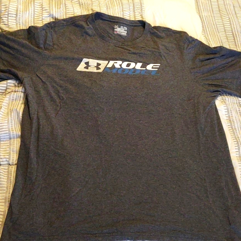 UA t shirt